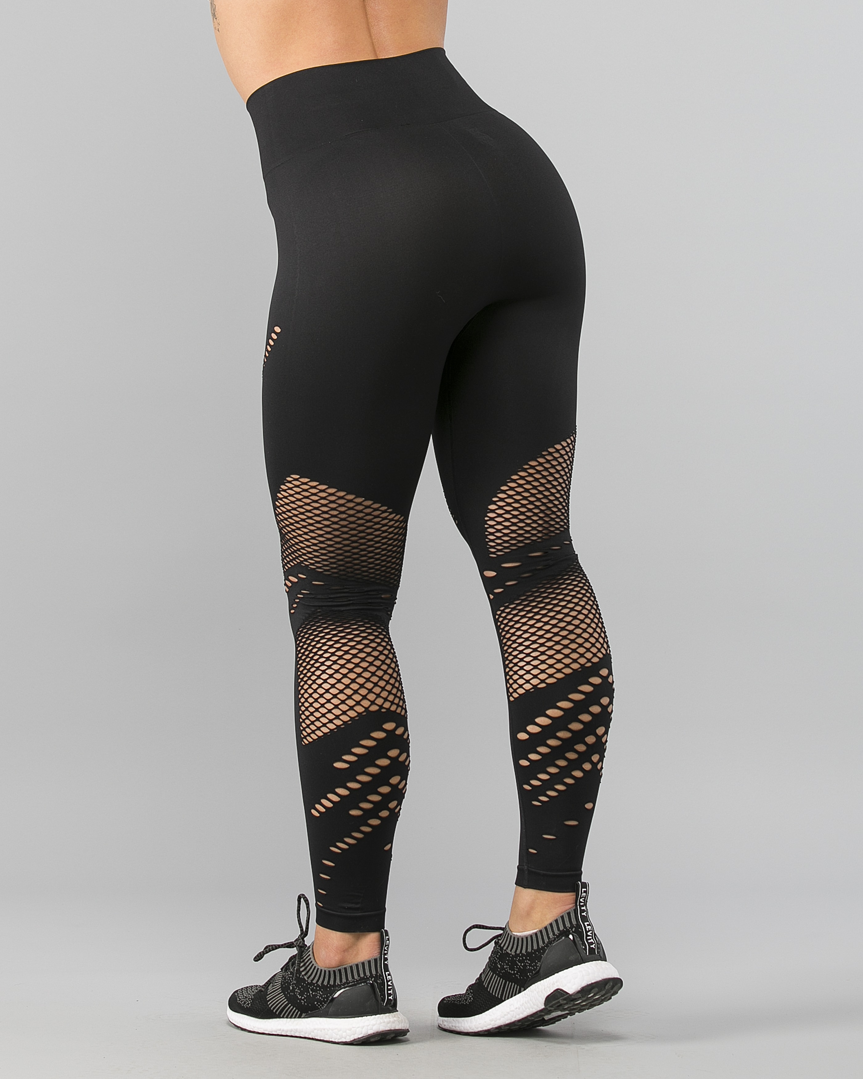 https://www.tights.no/wp-content/uploads/sites/7/2019/01/Better-Bodies-Waverly-Tights%E2%80%93Black2.jpg
